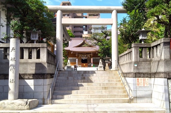 一の鳥居正面の風景