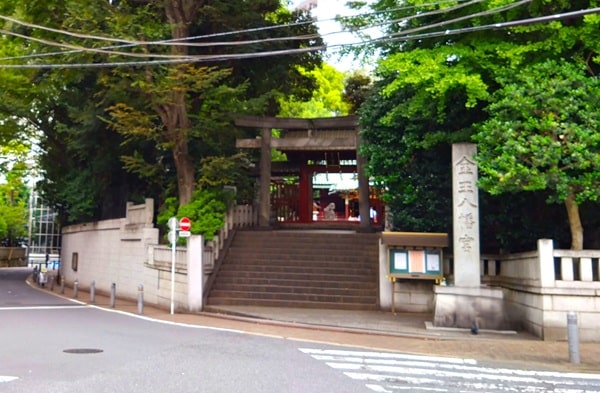 境内入り口の風景