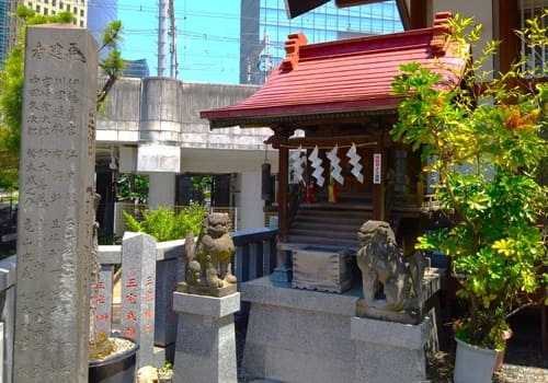稲荷社の風景